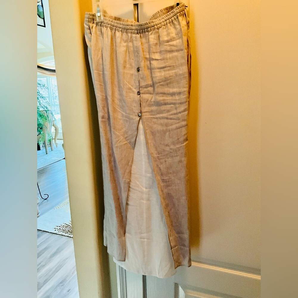 Linen wide leg capris with overlay